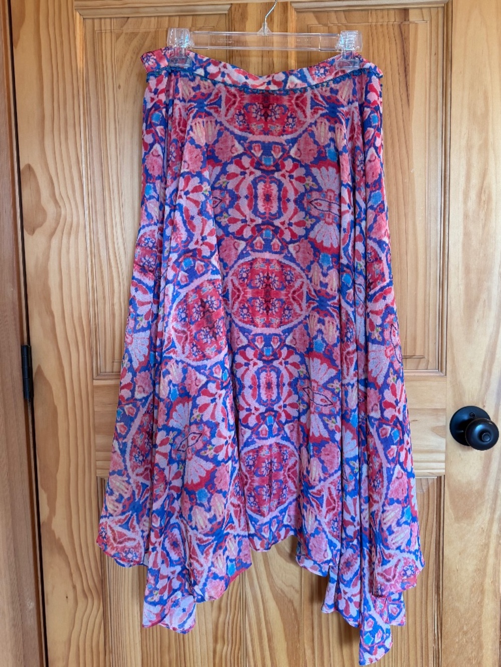 Floaty summer skirt, size 10 US, NWT